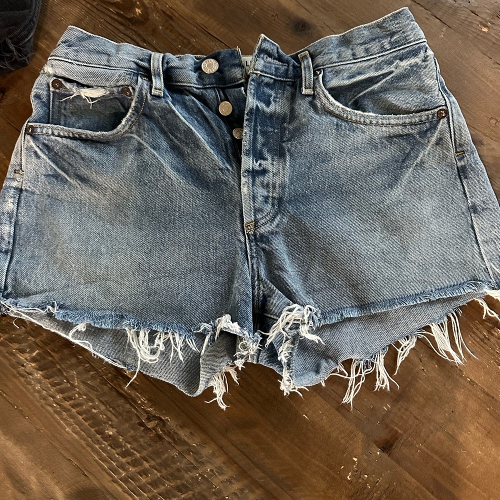 Agolde Parker shorts in medium wash